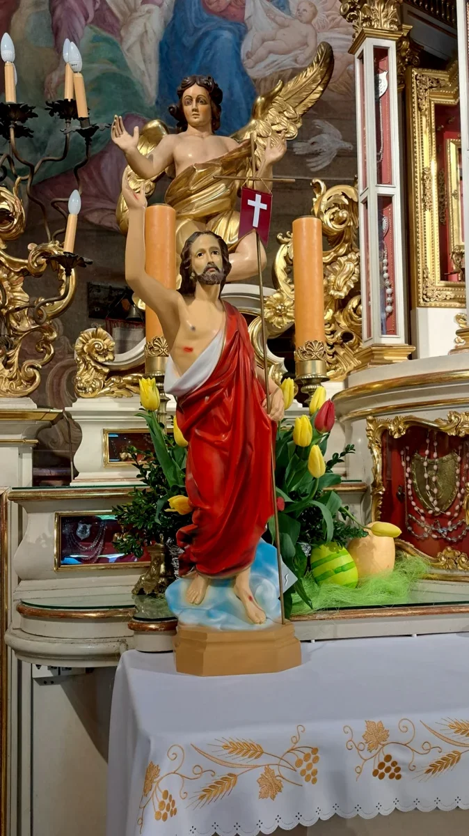 Wszystkim życzymy Błogosławionych Świąt Zmartwychwstania Pańskiego